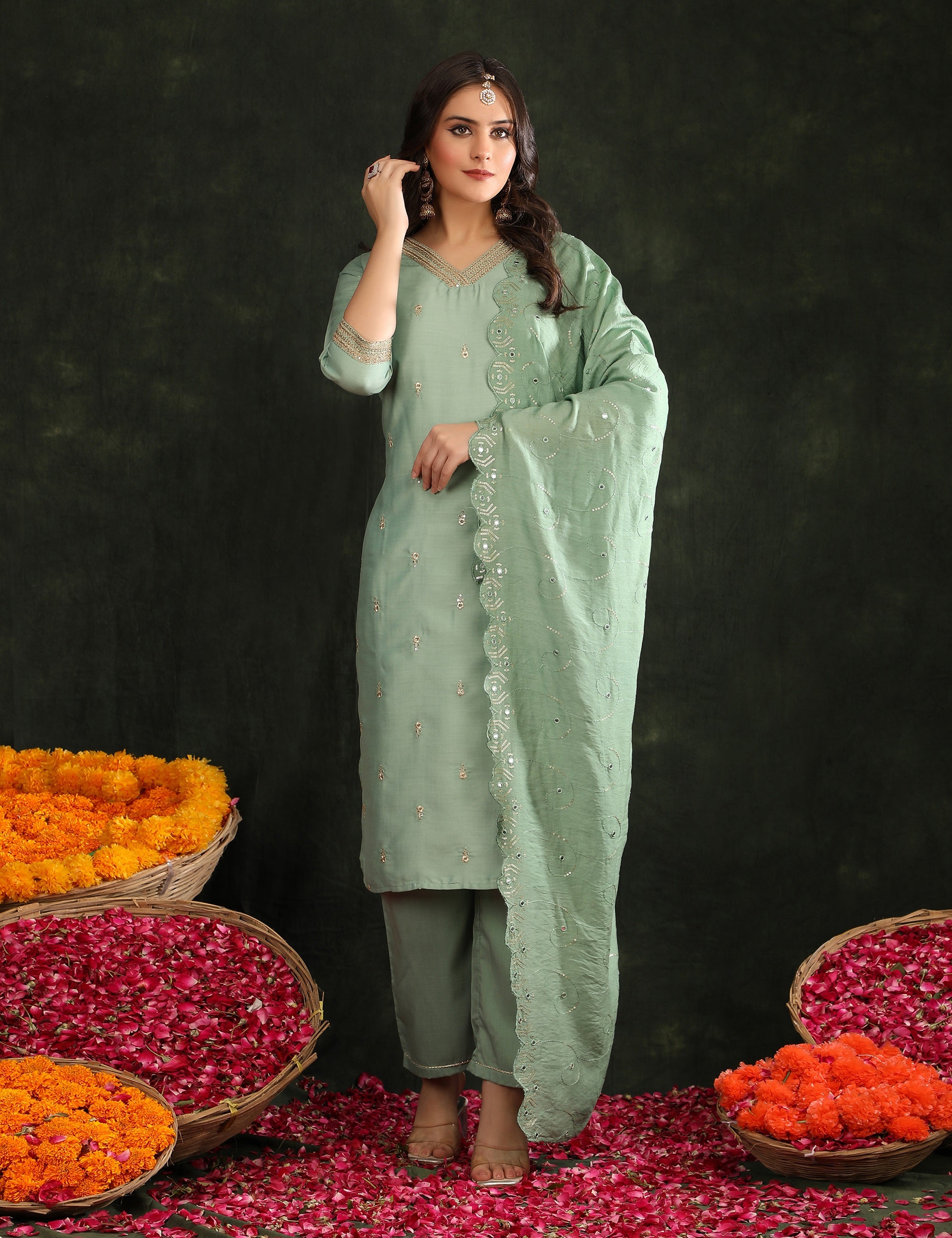 Women Ethnic Motifs Embroidered Regular Thread Work Kurta with Trousers & With Dupatta